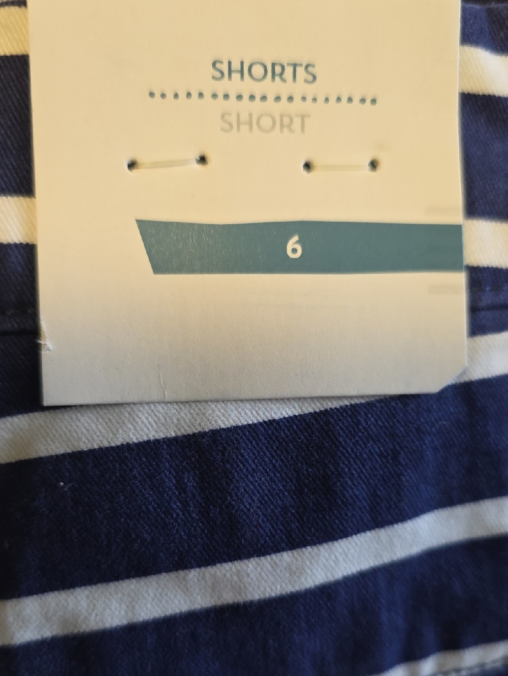 Old Navy Blue and White Striped Jean Shorts - Picture 4 of 4